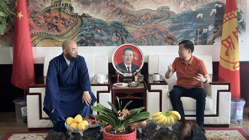 東華禪寺萬行法師到訪岳氏集團(tuán)，禪文化與素食產(chǎn)業(yè)碰撞新“火花”